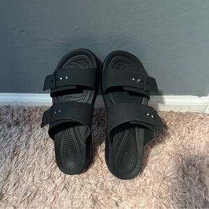 Crocs Brooklyn Buckle Sandals